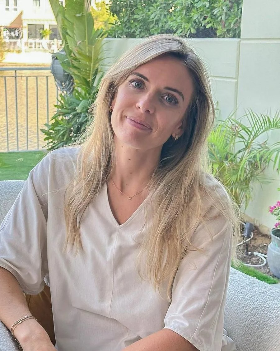 Portrait of Dr Freya Bajandouh